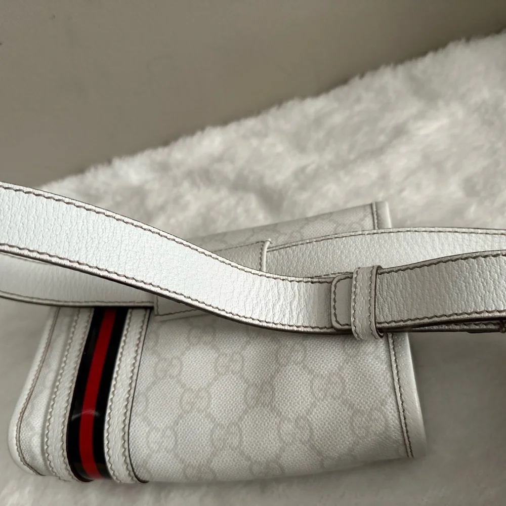 Authentic gucci - Picture 6 of 16